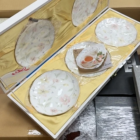 瓷器。瓷器。瓷器。