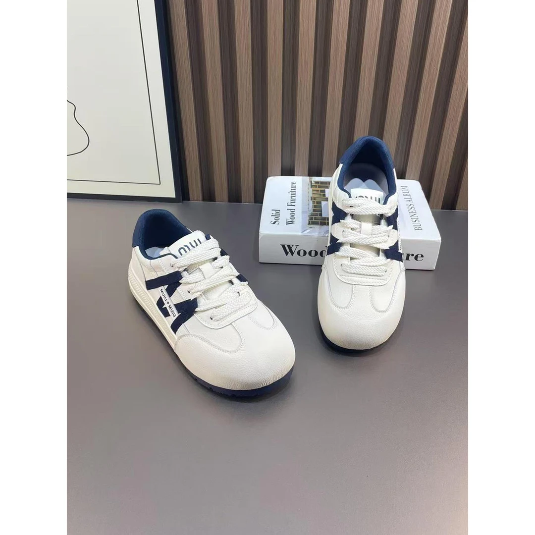 真皮厚底增高港风学生小白鞋女2025秋季新款软底舒适爆款运动板鞋