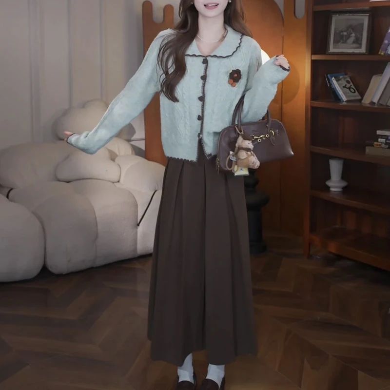 2025冬季新款慵懒风绿色洋气开衫百搭半身裙套装女韩系气质两件套