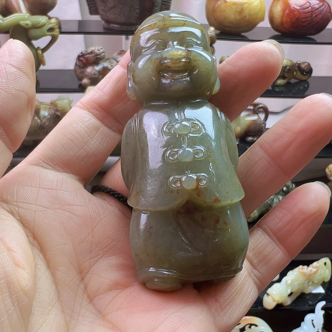 风***己未镶嵌和田玉挂件