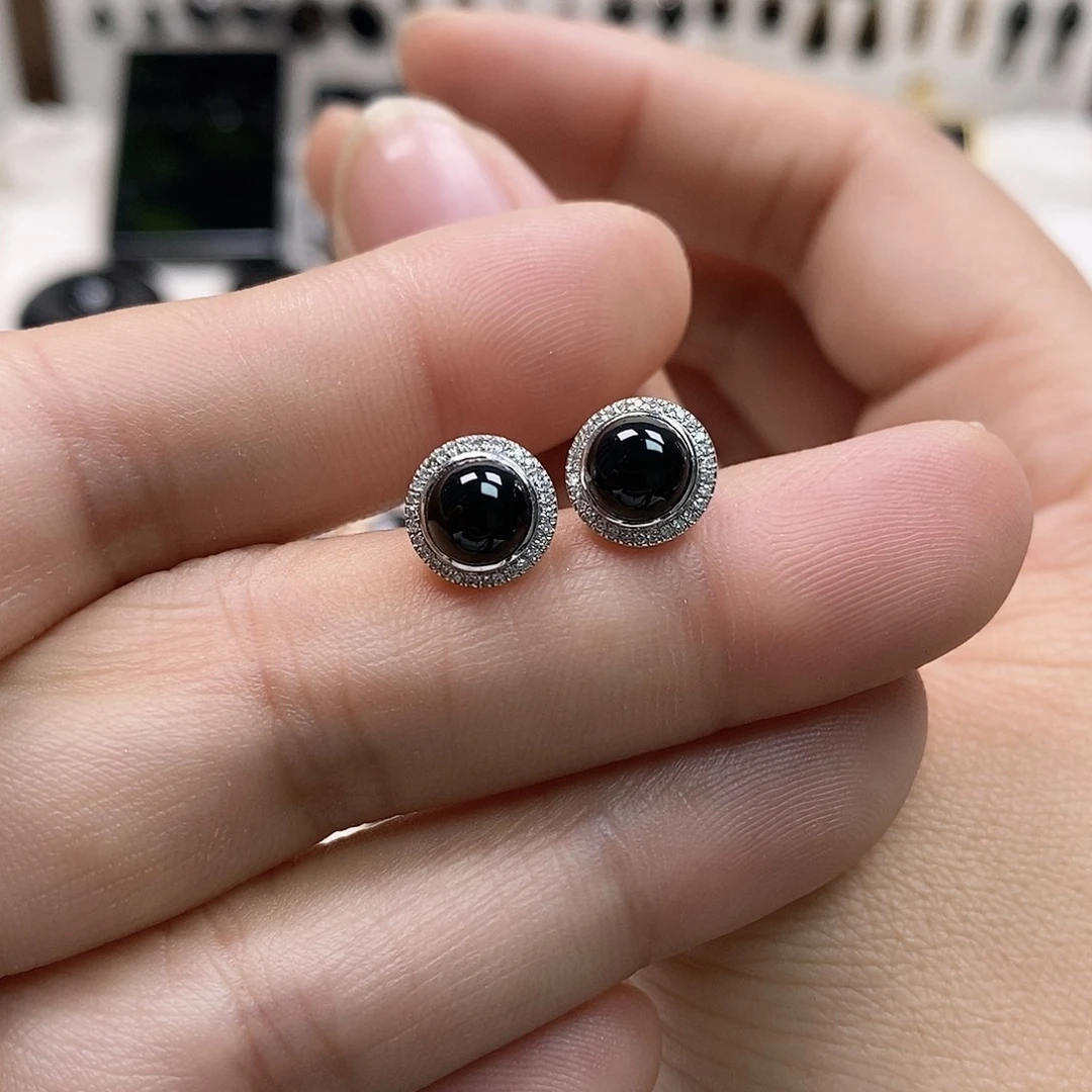 翡翠18K金镶嵌耳饰