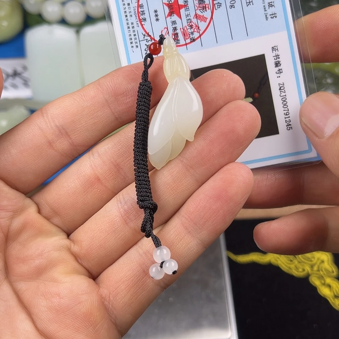 和田玉未镶嵌颈饰新疆和田玉且末料挂件