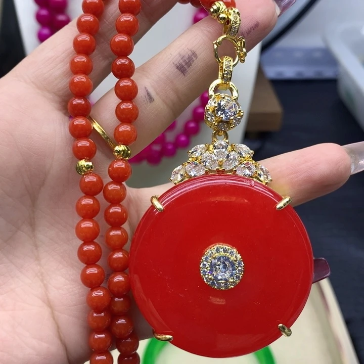 翡翠颈饰未镶嵌吊坠