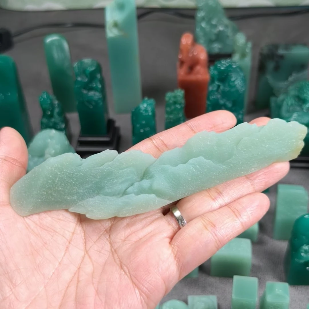 昌化石印石梅子青笔搁1