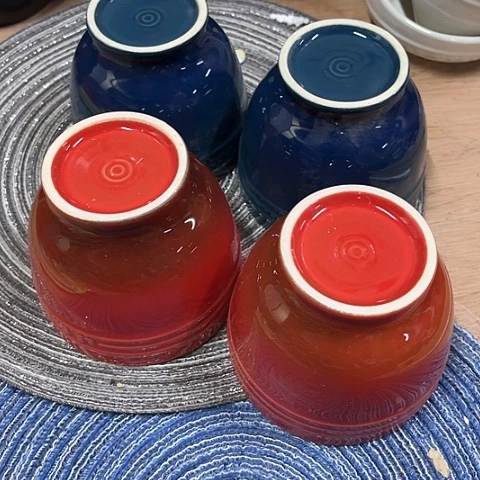 微瑕，不能明火，口径8高度8，2个篮，2个红