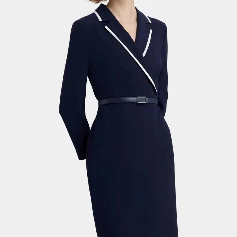 哥弟阿玛施正品小姿女装秋季新款商务通勤西装领撞色饰边三醋酸连