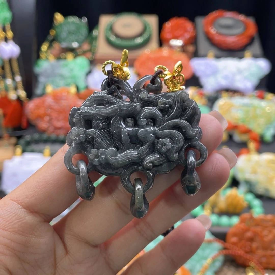 翡翠颈饰未镶嵌代编织