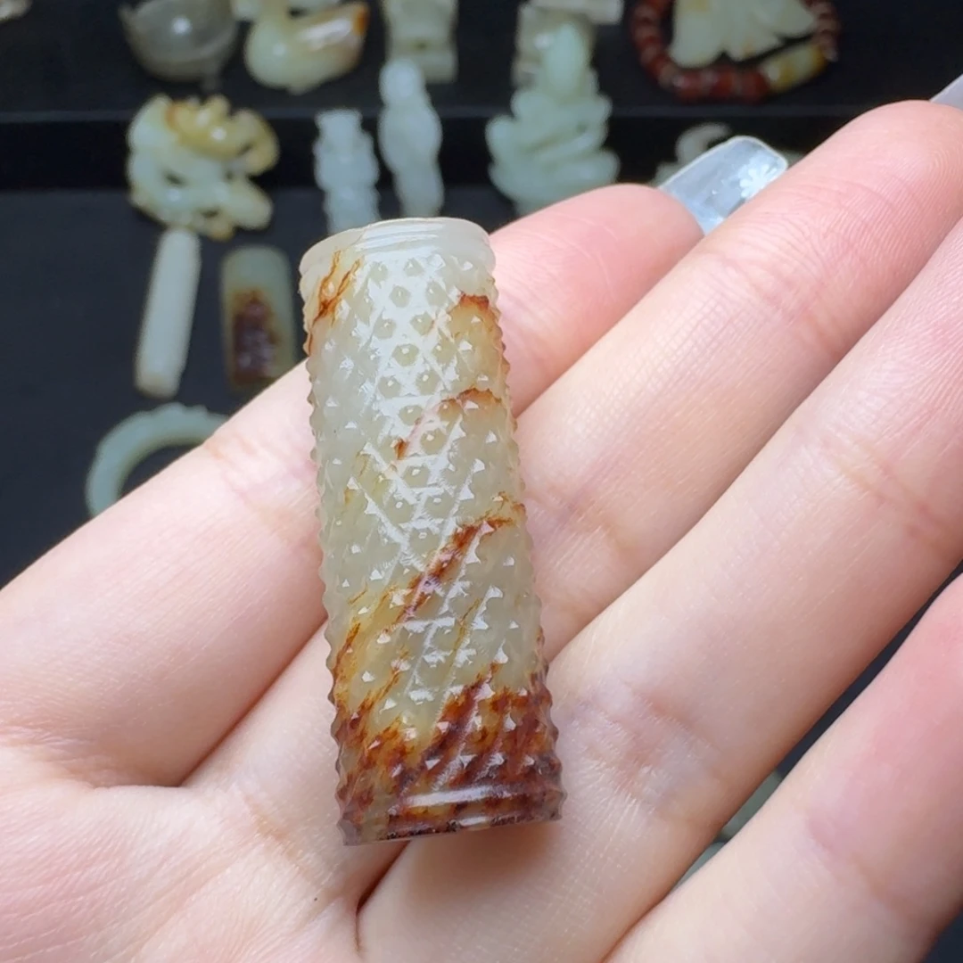 和田玉挂件未镶嵌活****话