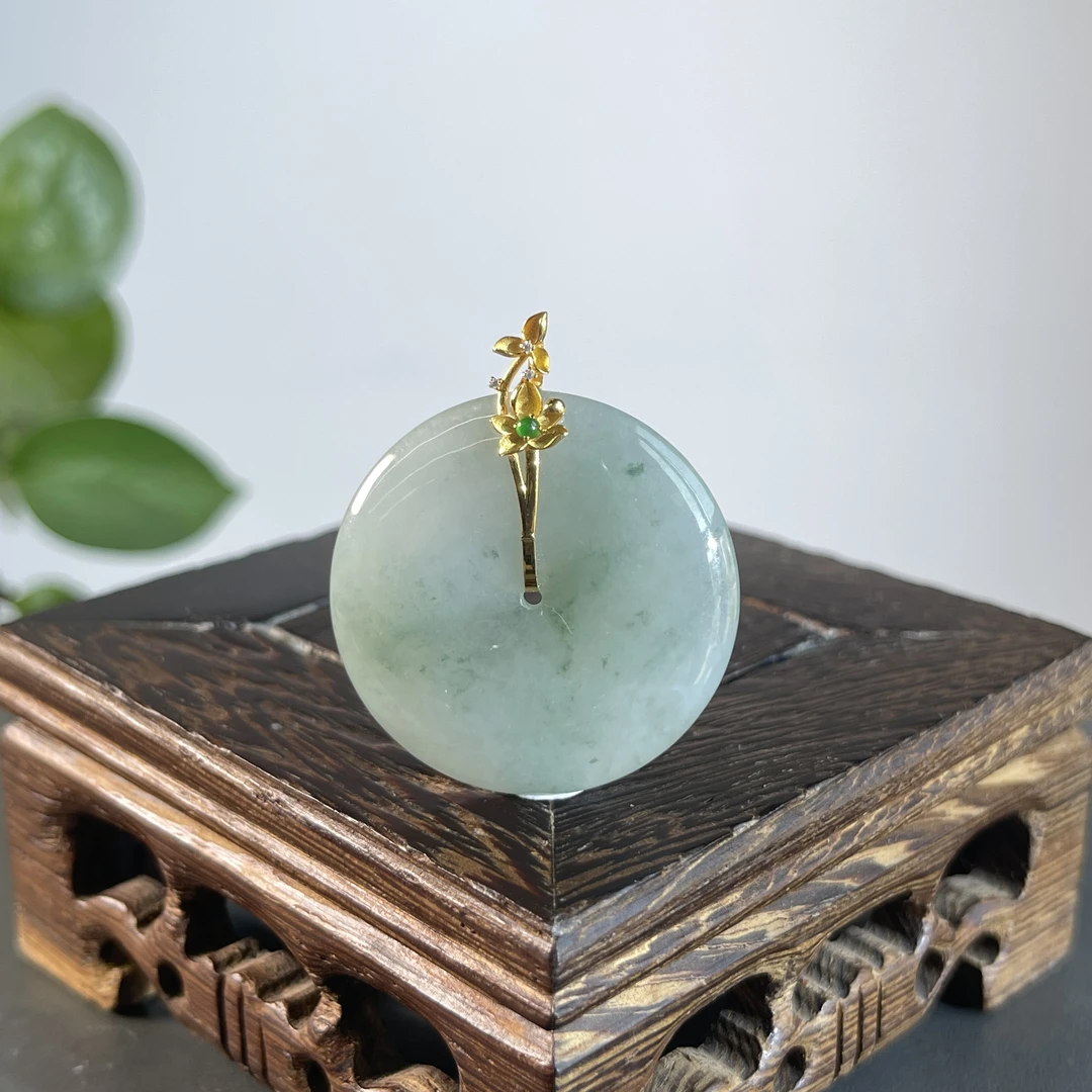 JTB27-76  天然缅甸A货翡翠  18K镶嵌平安扣