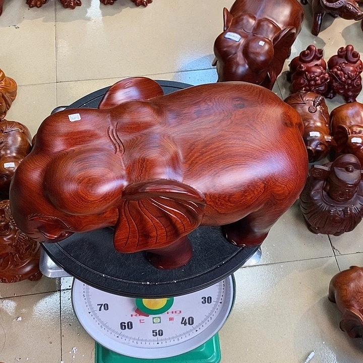 大果紫檀（缅甸花梨）缅甸花梨木大象一只40