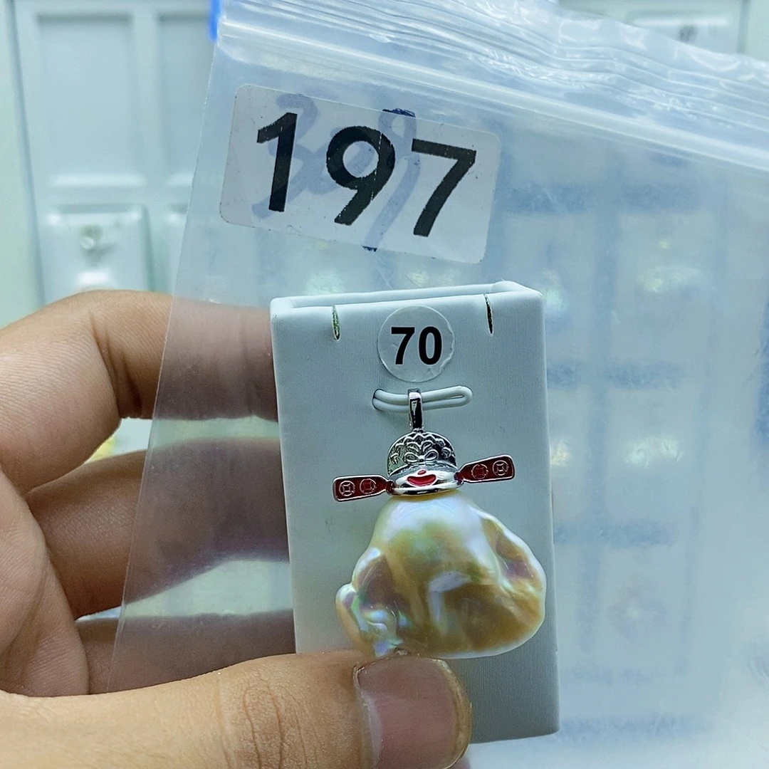 合金淡水珍珠颈饰