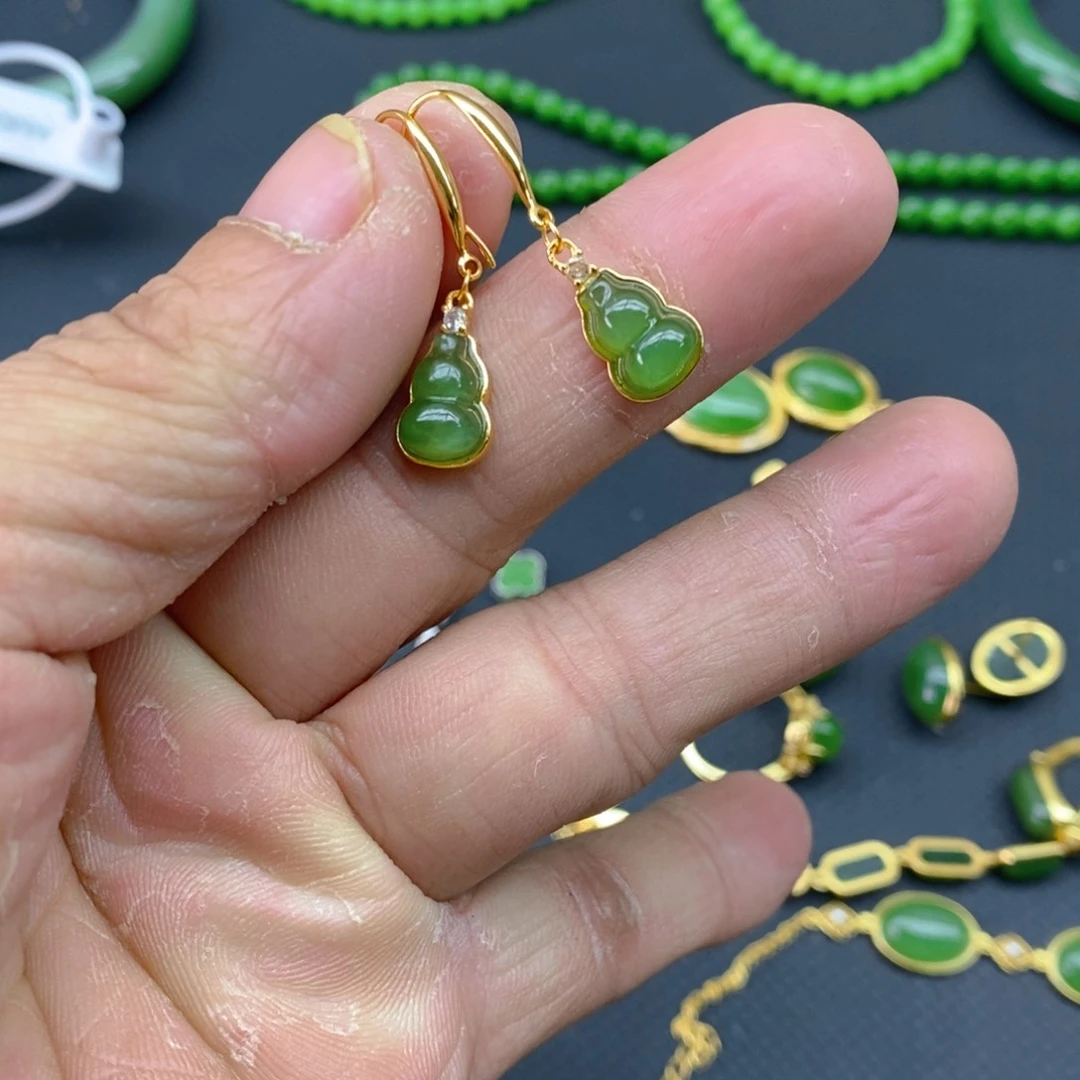 和田玉（碧玉）耳饰银S925镀金镶嵌