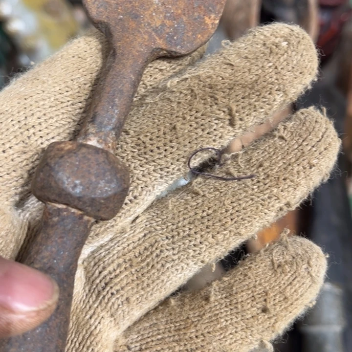 中***起一物一图，工艺品。