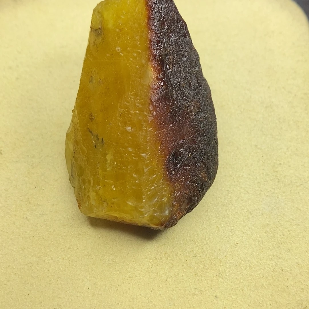 定制蜜蜡未镶嵌梨