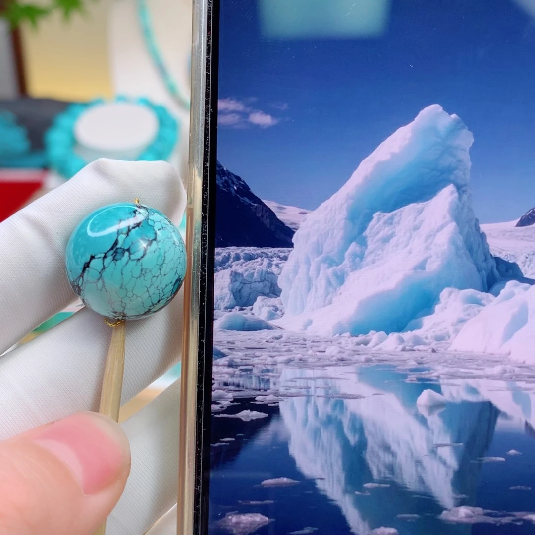 未镶嵌绿松石颈饰