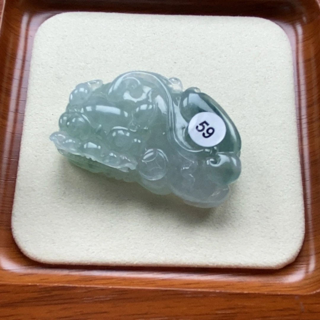 （***y颈饰未镶嵌翡翠霸王貔貅