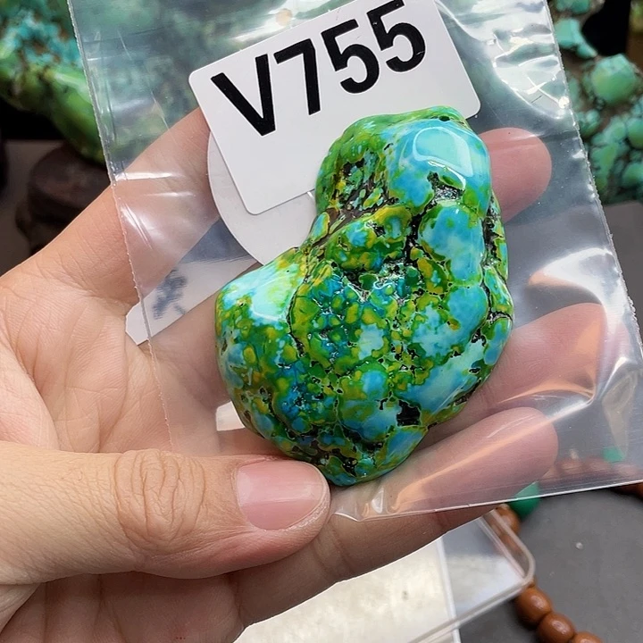 湖北十堰原矿绿小松