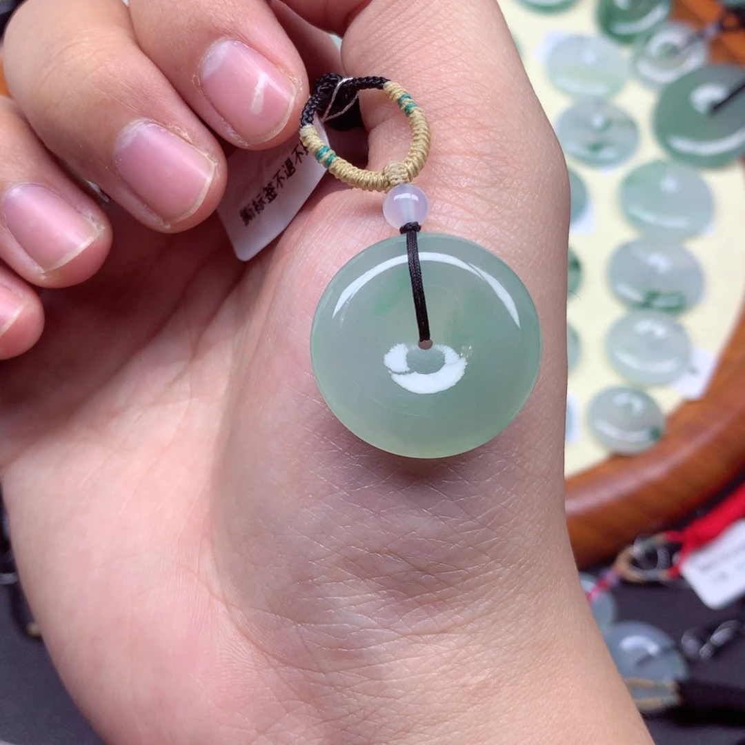 翡翠未镶嵌颈饰吊坠26/6.5mm