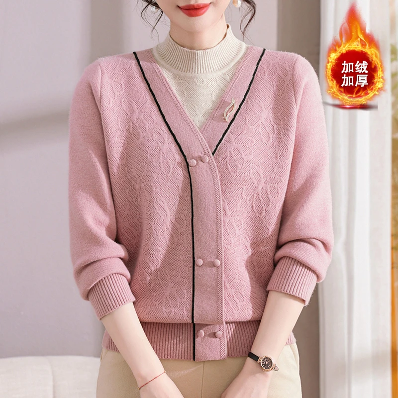 妈妈秋冬装半高领毛衣一体绒打底衫中老年女装加绒加厚假两件上衣