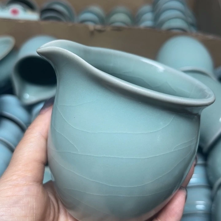 哈哈汝瓷原产地生产瑕品