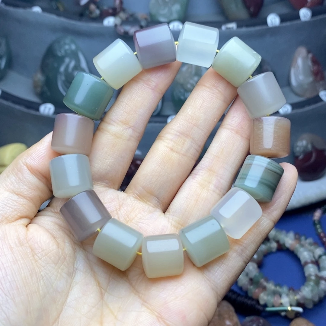 秦***器未镶嵌吊坠(不含链)玛瑙/玉髓