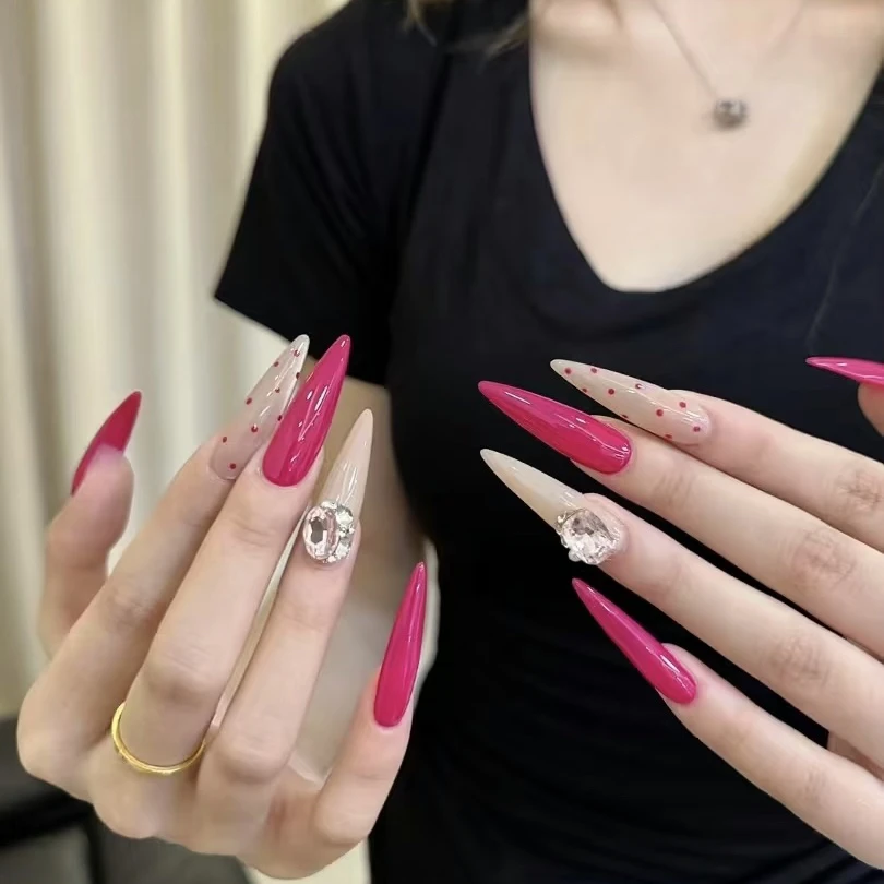 手工穿戴甲火龙果色波点闪钻美甲欧美长尖辣妹假指甲贴高级感显白