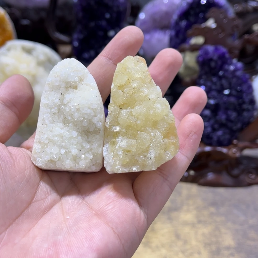 未镶嵌水晶摆件摆件