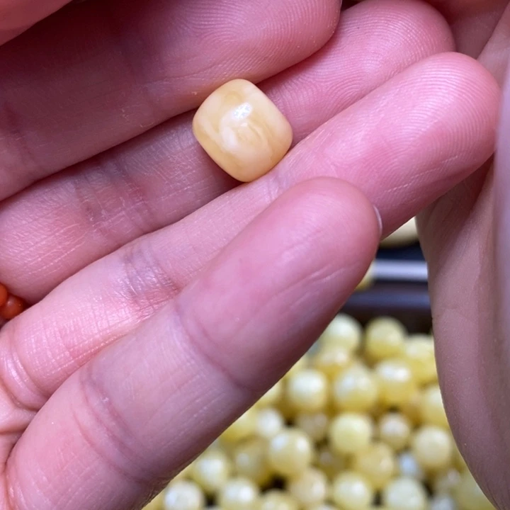 未镶嵌琥珀裸石原矿琥珀蜜蜡配饰