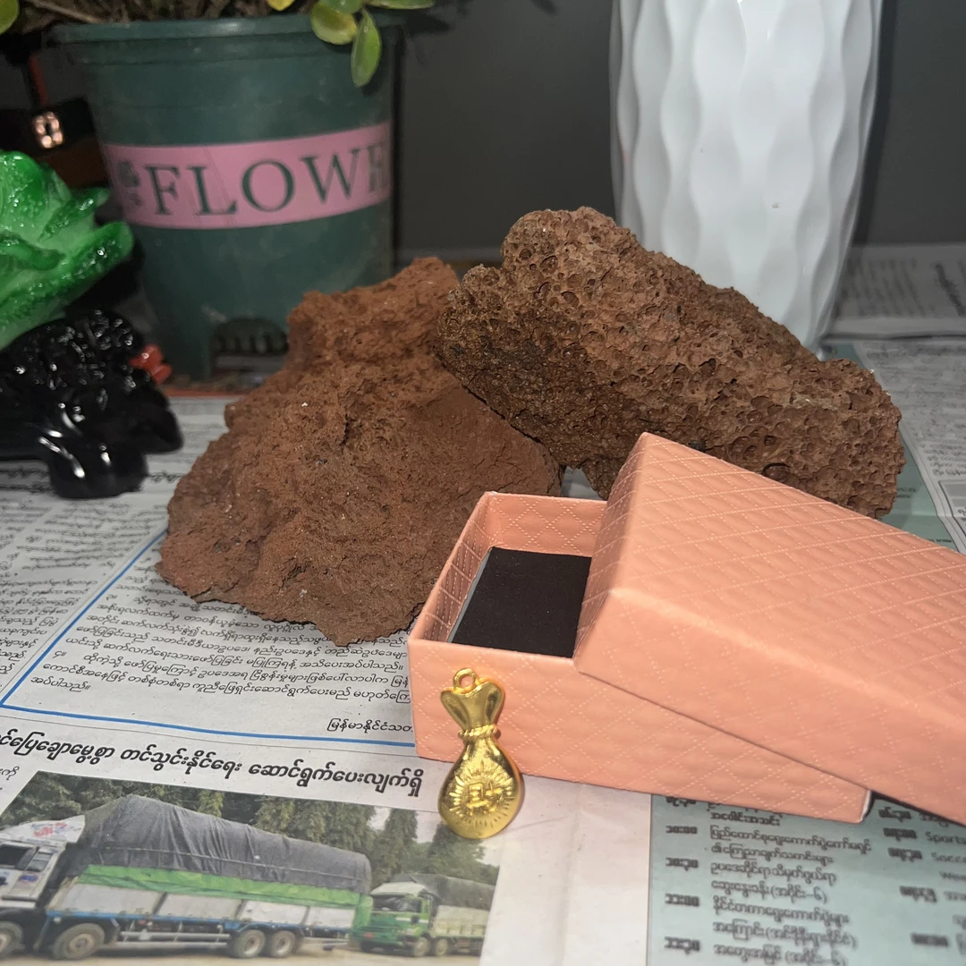 1-钱袋吊坠（带礼盒多样性发一件）