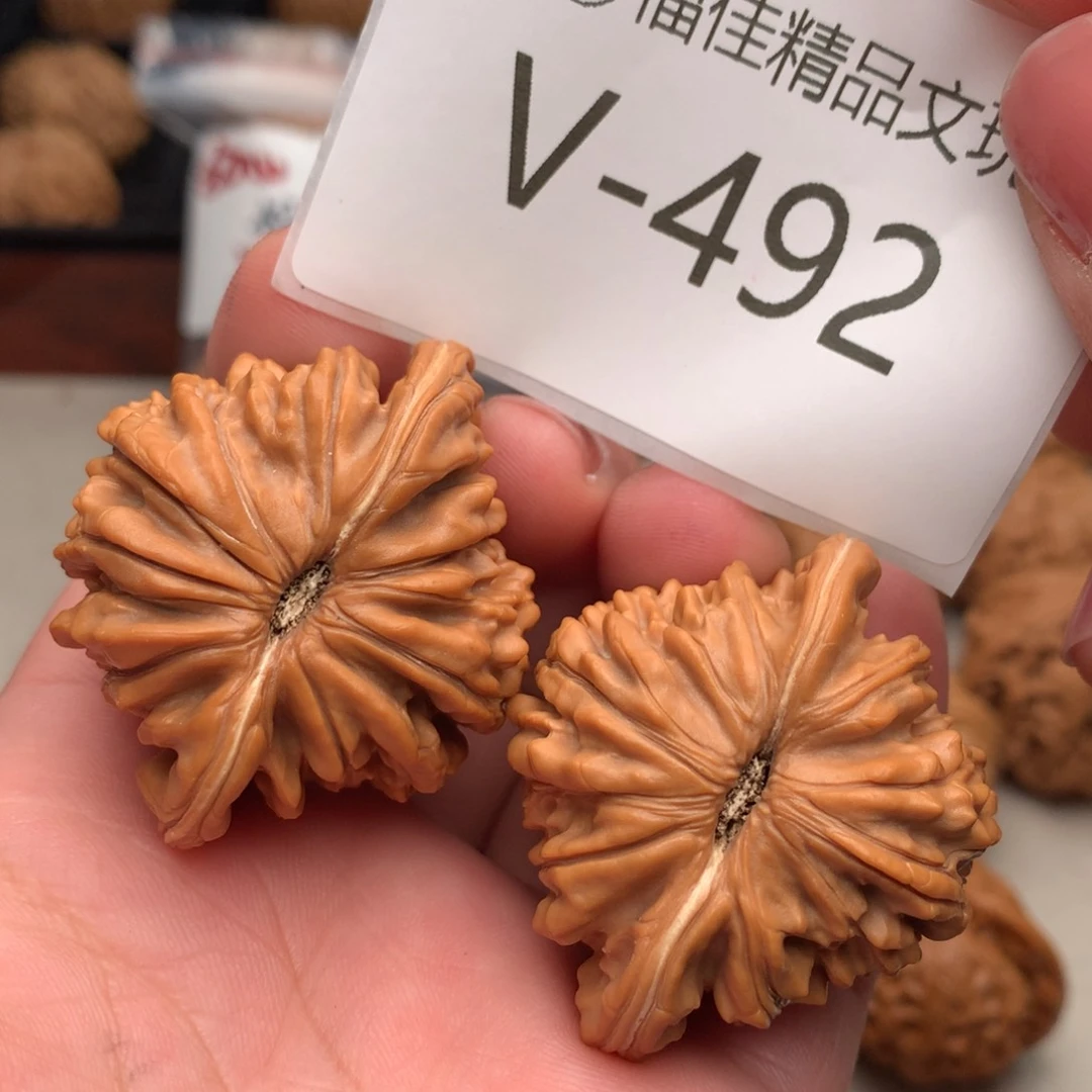 文玩核桃把件44楼………