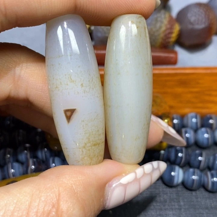 未镶嵌颈饰玛瑙/玉髓