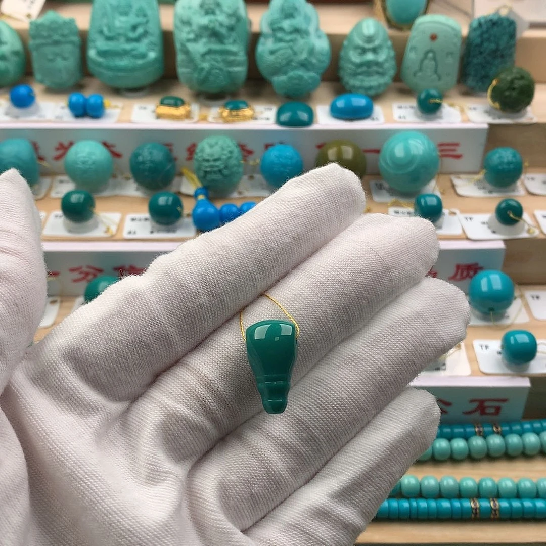 梦***绿松石未镶嵌珠宝奇石