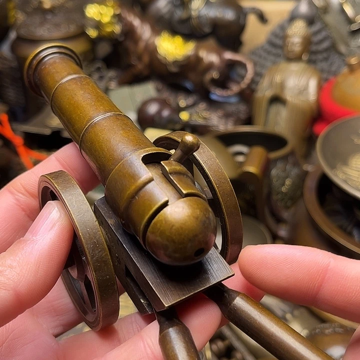 精美铜器批发档口