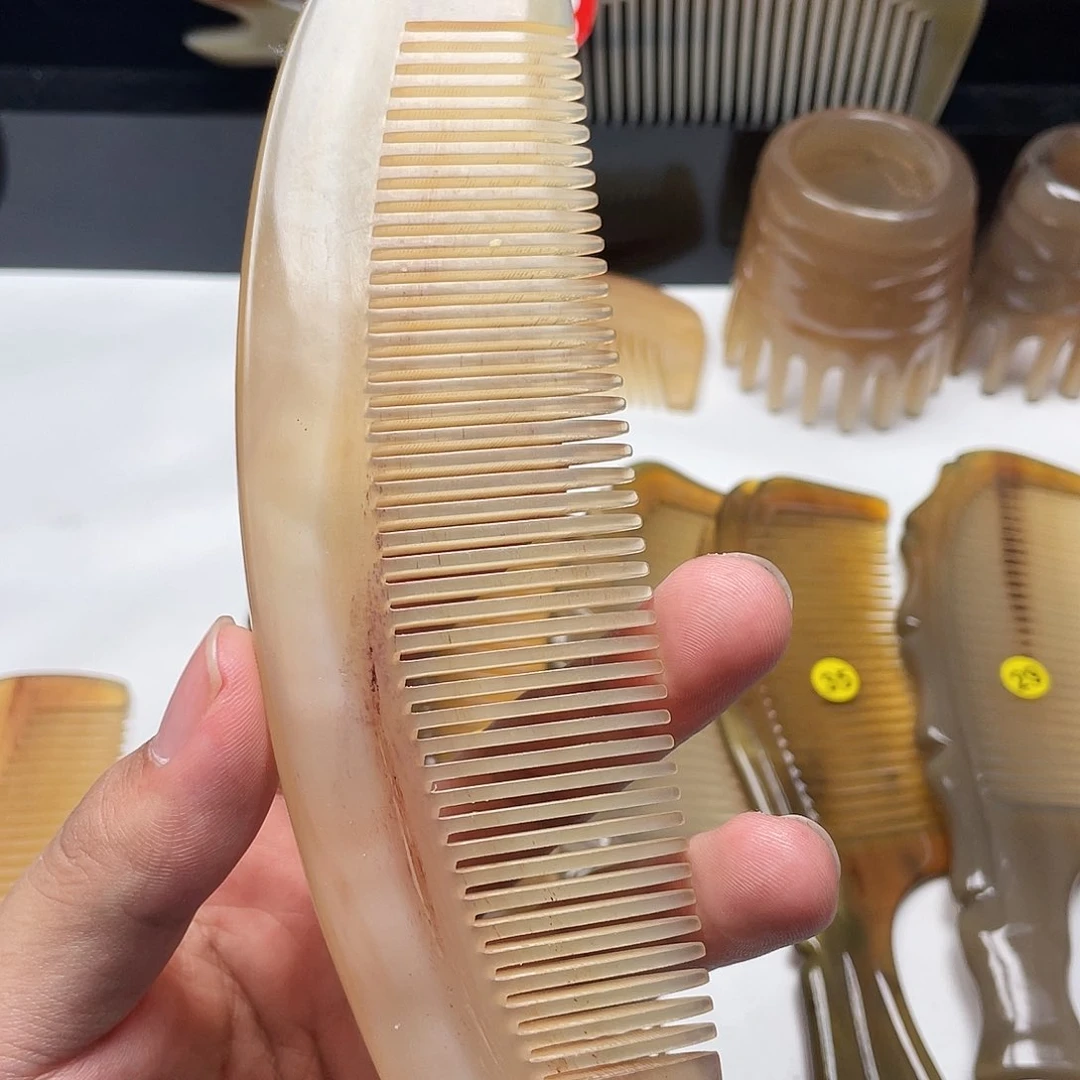纯手工制作牛角梳大半圆