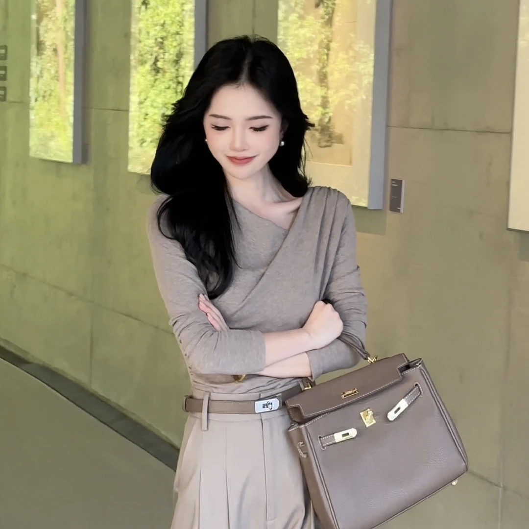 【颜色以直播间为准】设计感长袖T恤女新款修身显瘦打底衫上衣8510