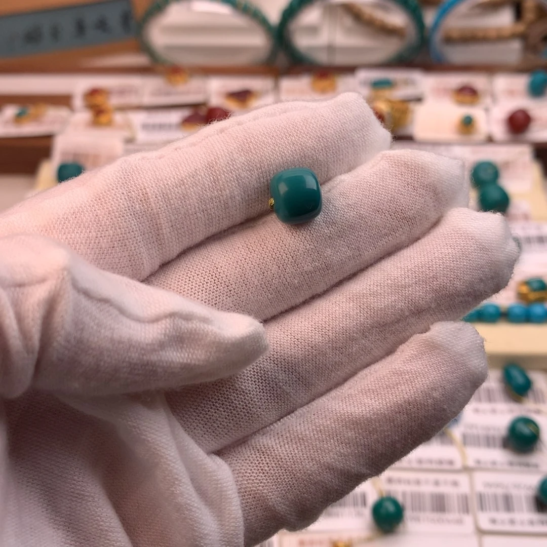 绿松石未镶嵌配饰凡