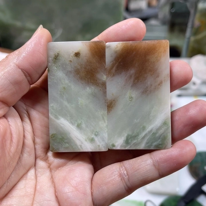 独山玉未镶嵌颈饰