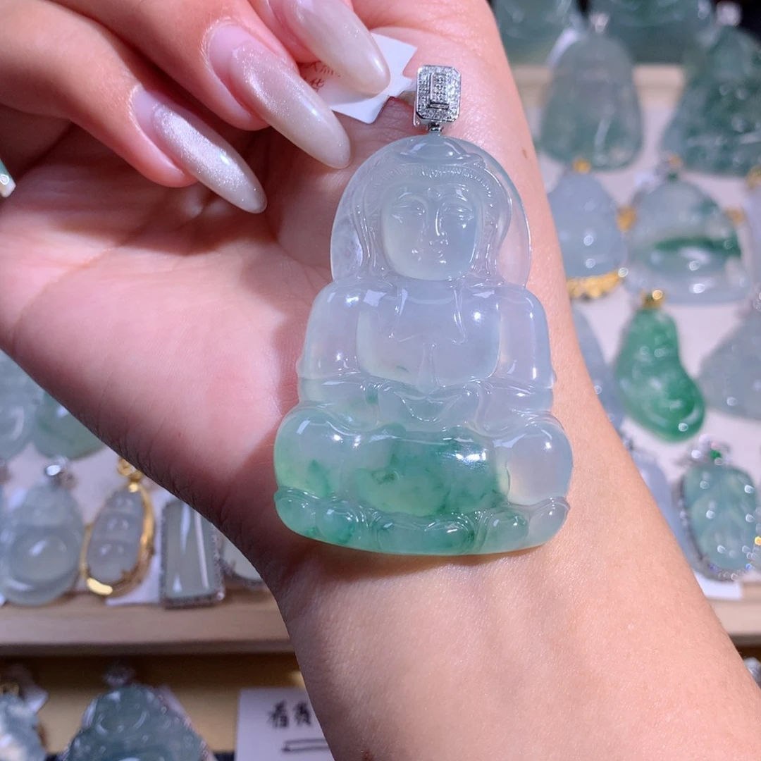 翡翠吊坠(不含链)18K金镶嵌