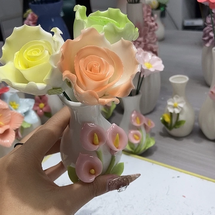 陶瓷纯手工捏花设计