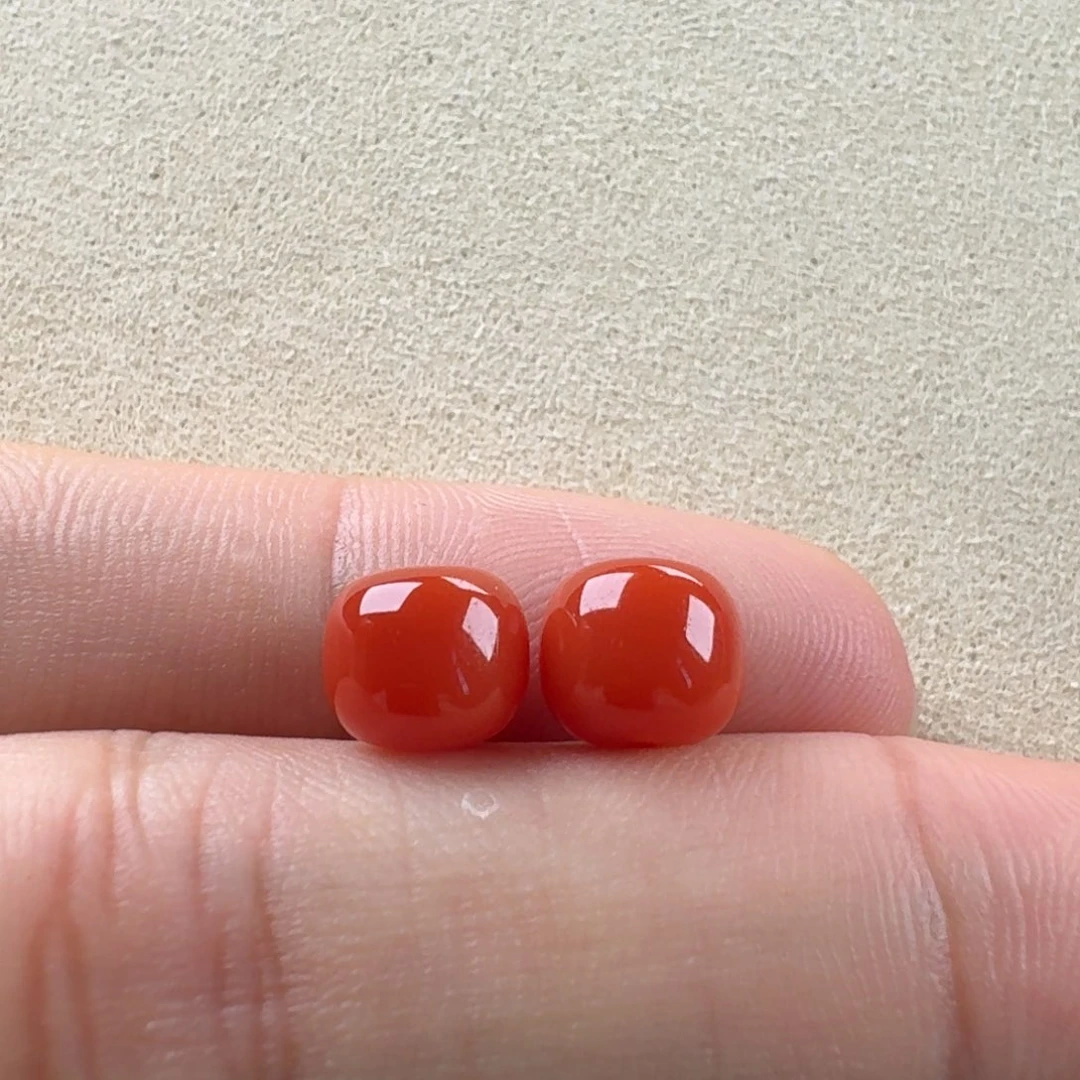 南红玛瑙未镶嵌满色肉老型对珠8*6.9