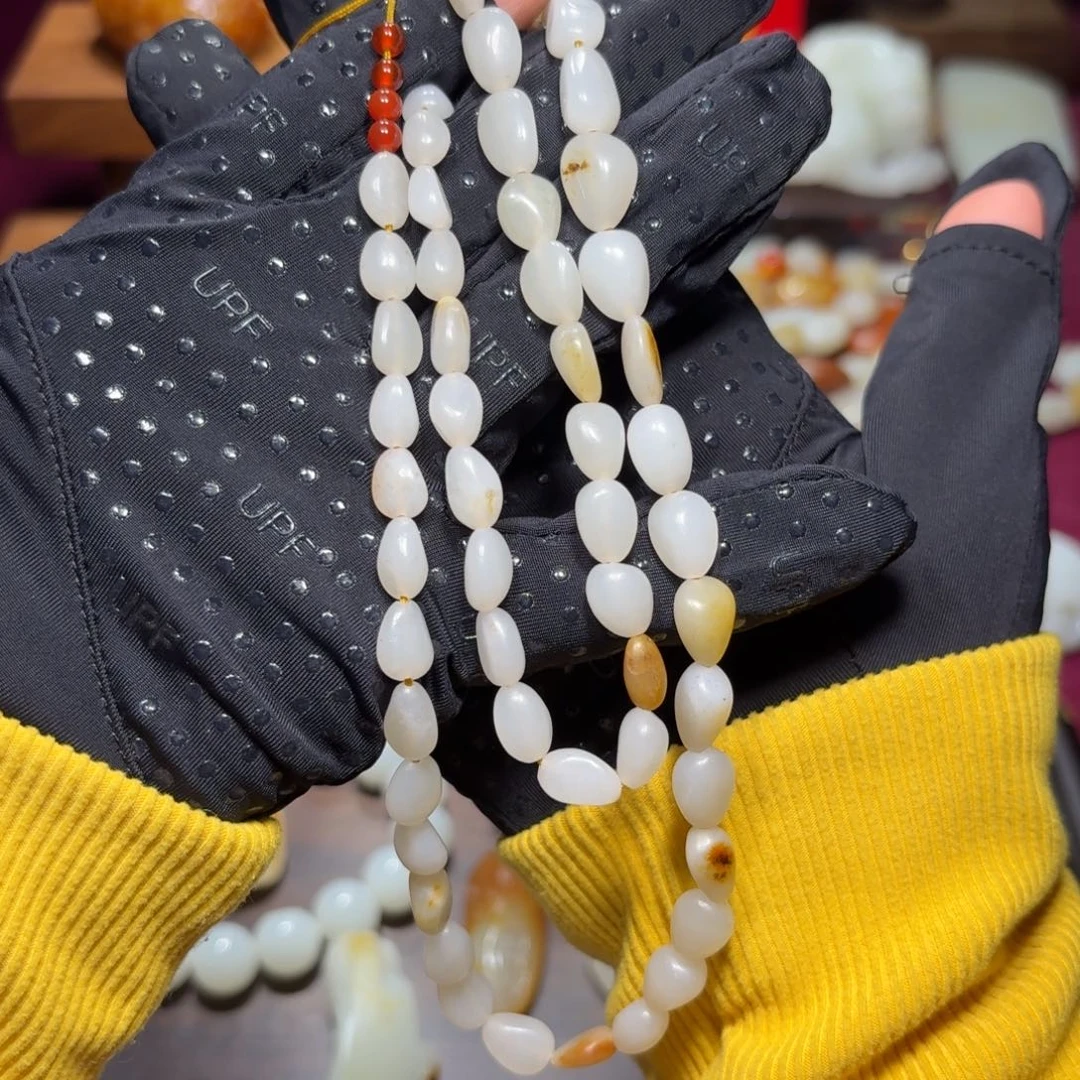 和田玉颈饰未镶嵌项链