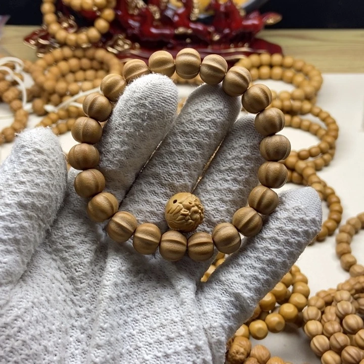 猴头核桃手串大*！磨砂11四花鲨鱼带单颗带弹力线