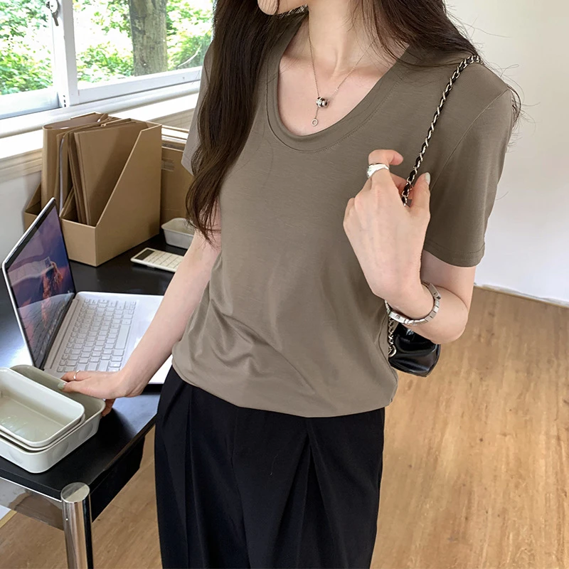 独特别致低圆领短袖T恤女夏季2024新款爆款气质宽松上衣
