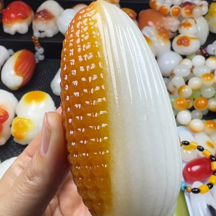 新疆戈壁五彩石金丝