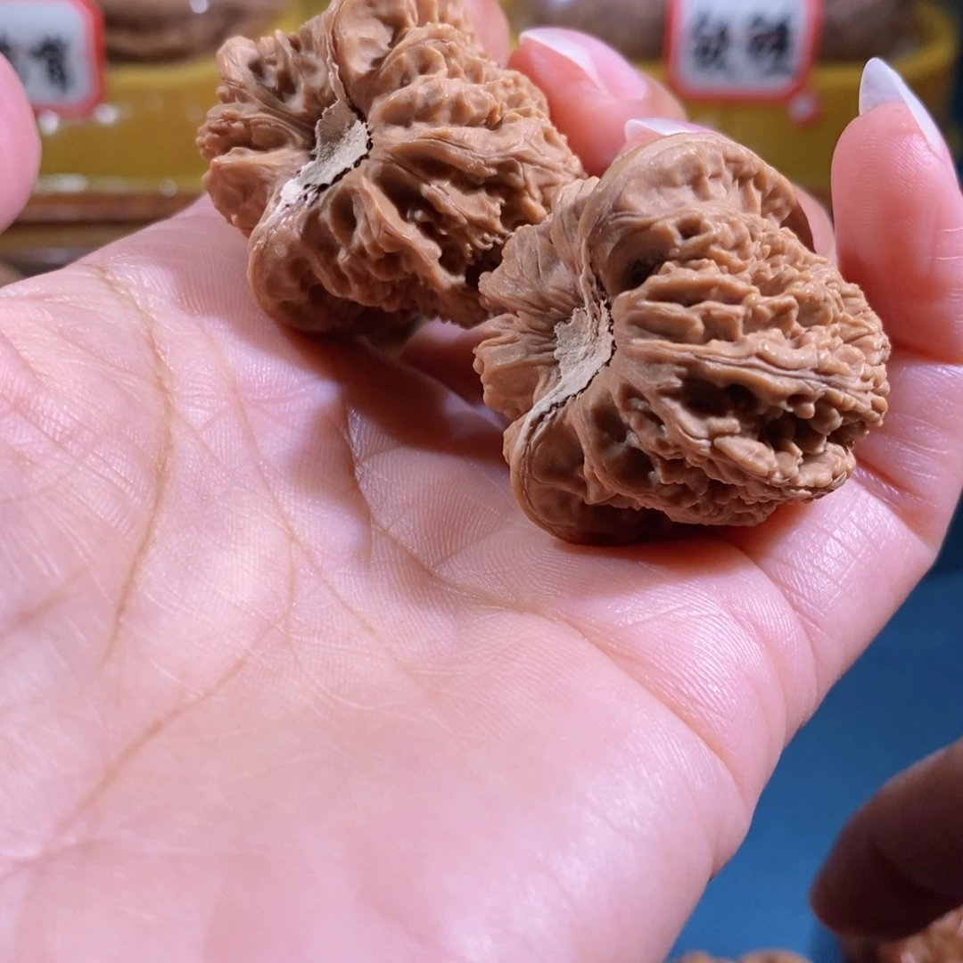 吊坠文玩核桃三角密纹