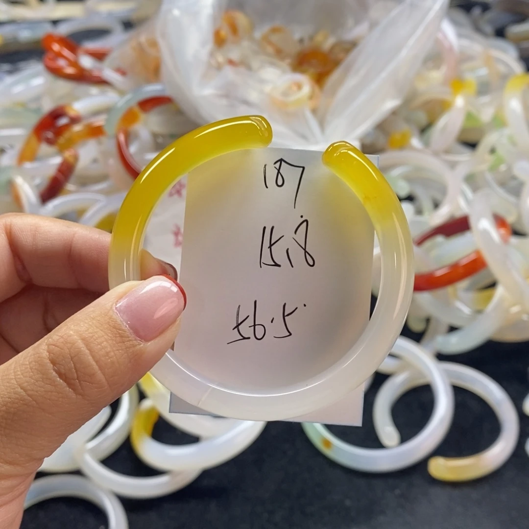 手镯玛瑙/玉髓未镶嵌187
