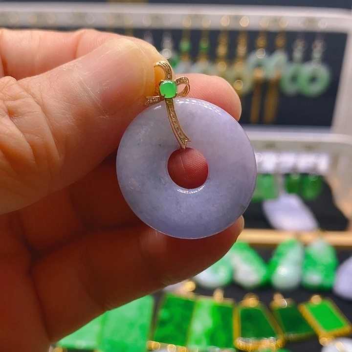 翡翠18K金镶嵌吊坠(赠链)吊坠