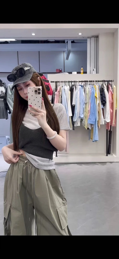 悠悠 新款宽松短款短袖针织衫+针织吊带背心两件套装女