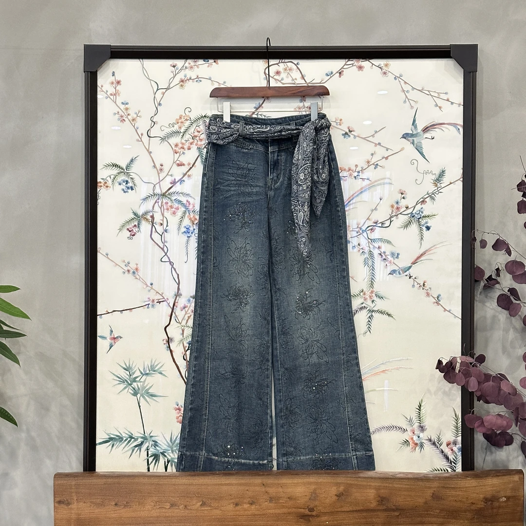 「利琪高订」新中式国风气质轻奢烫钻带丝巾配件牛仔裤B6893