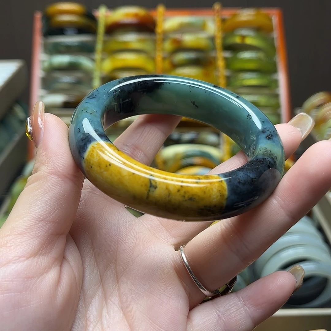 美***α岫玉未镶嵌手镯54圈口默认微瑕不退换